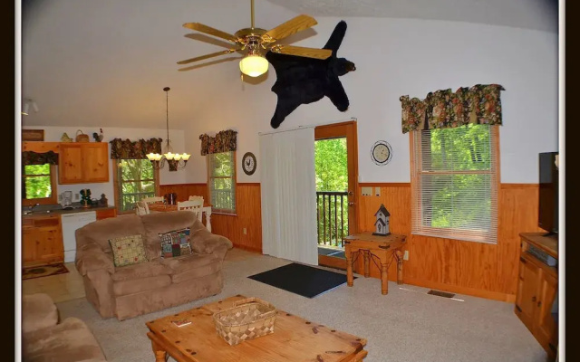 Heaven's Cove - 2 Br cabin by RedAwning