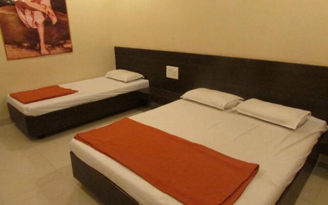 Hotel Sai Tirth