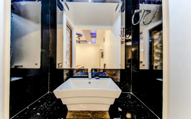 FabHotel Kuwait Residency