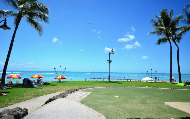 Kuhio Village #702 by RedAwning
