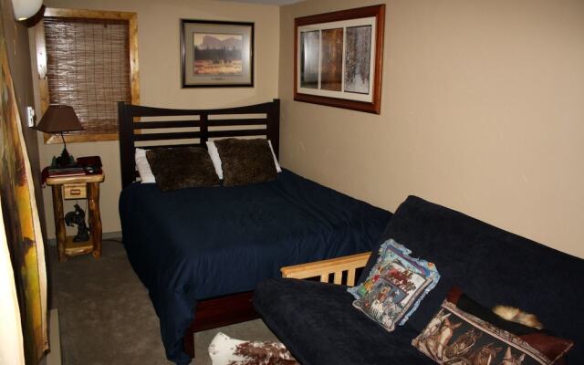 Miners Candle 3 By Peak Property Management