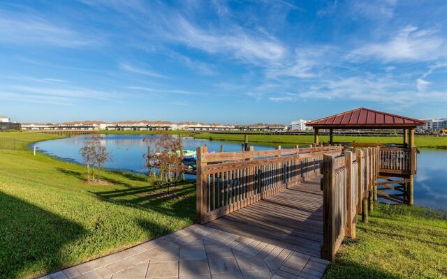 Storey Lake - 3062 Gatsby Street