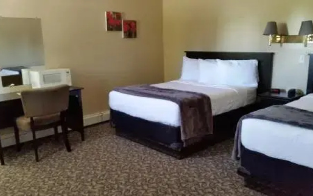 Middleton Motel & Suites