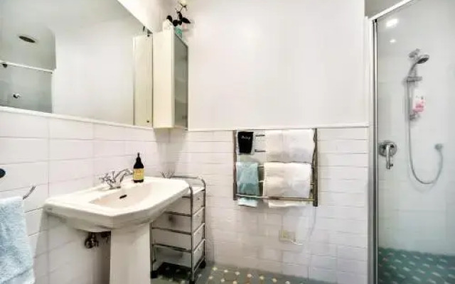 Takapuna Beach Accommodation