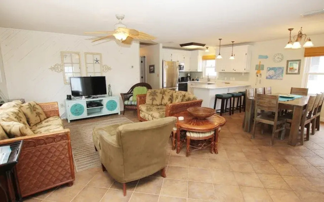 Shoebie's Hangout 4221 - 5 Br Home