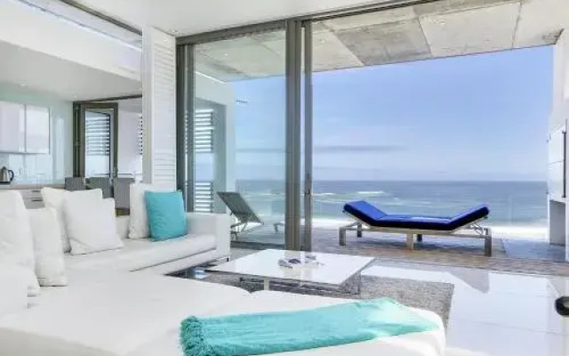 15 Views Penthouse