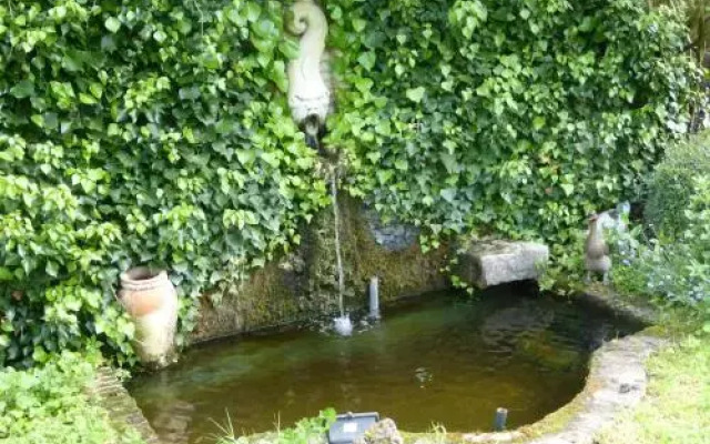 La Cour de Bas