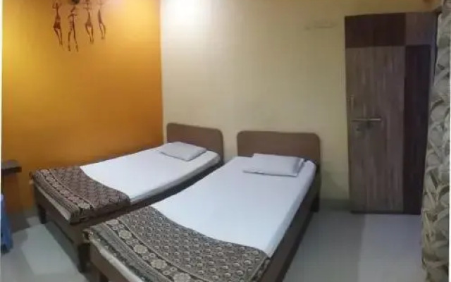 Hotel Ashirwad Lodge