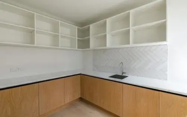 Acrossia Apartment Suites