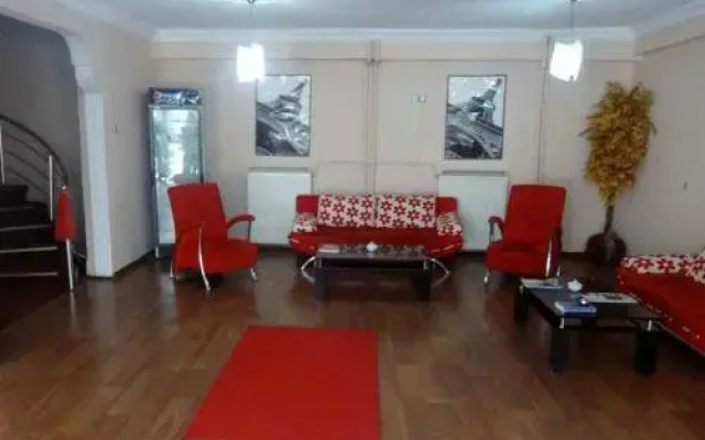 Grand Paris Hotel