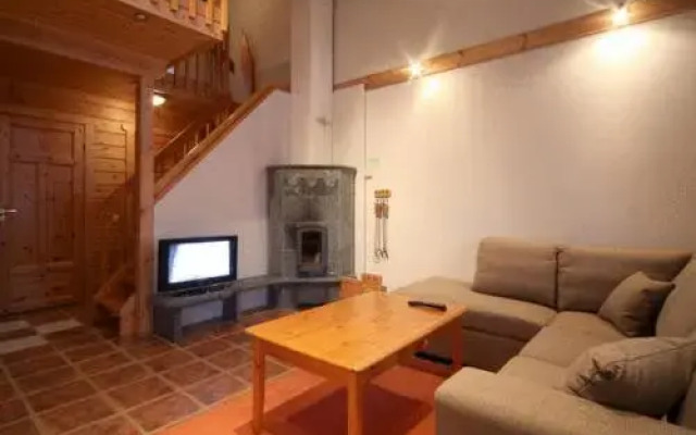 Himoshovi Cottages