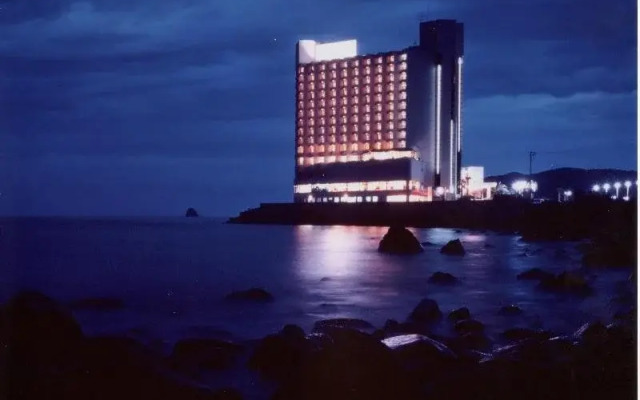 Hatoya Hotel