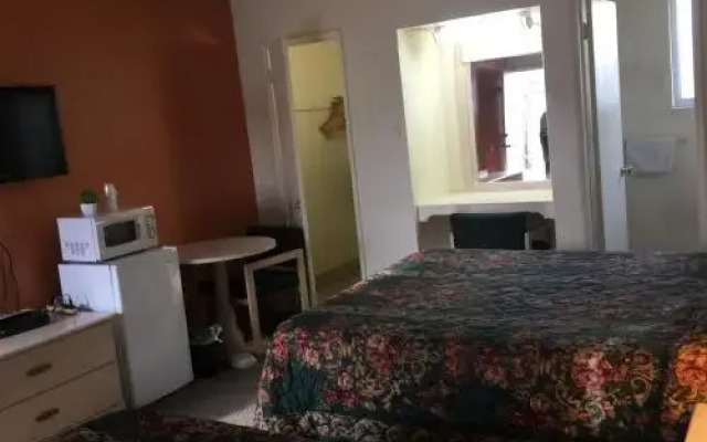 Sands Motel