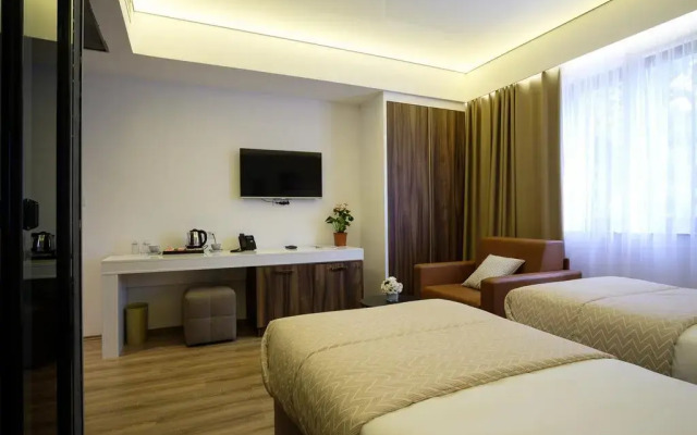 SL Industry Hotel