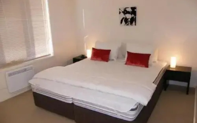Ultima Apartments