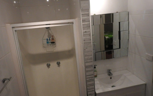 Myaura Bed & Breakfast