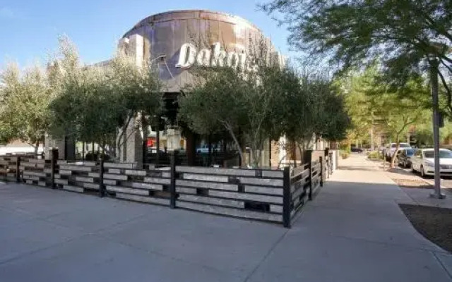 Spacious Old Town Scottsdale Suites by Sonder