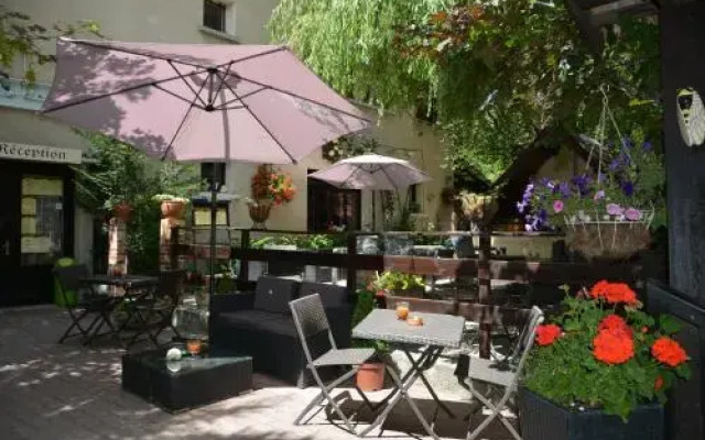 Hotel & Restaurant Le Chalvet