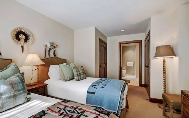 Ritz 2Br R111