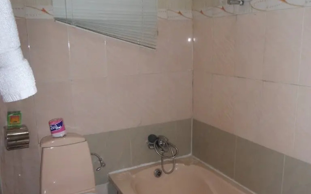 De-dominic Suites & Resorts Ltd