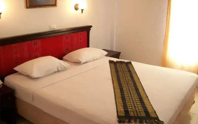 Pia Hotel