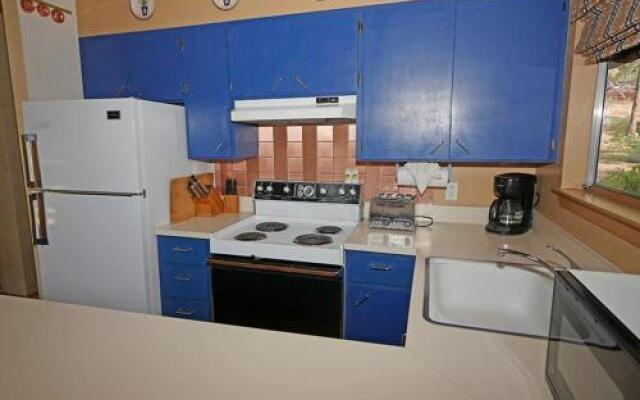 2552 Humboldt by RedAwning