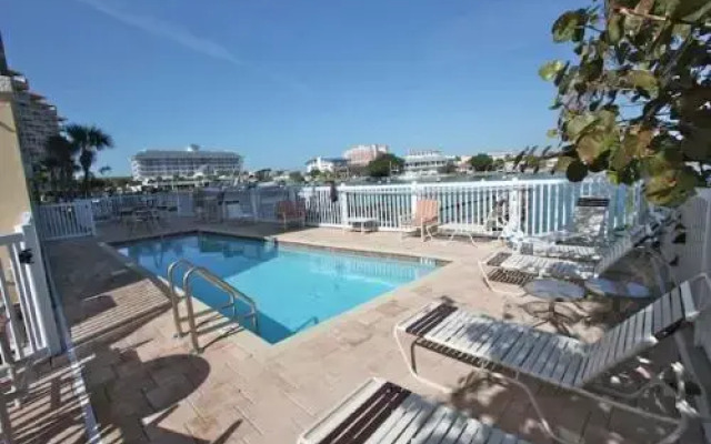 204 Bay Harbor