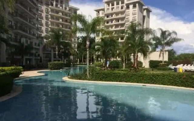 Sandra Condo in Jaco Bay