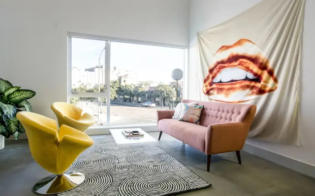 Playful 1BR Hillcrest Suites by Sonder