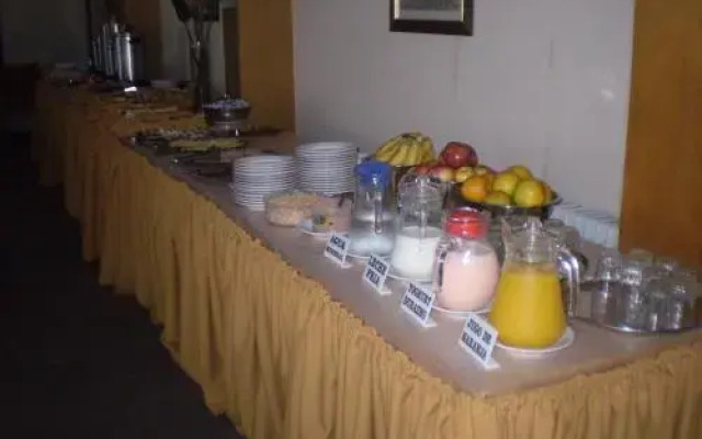 Hotel Centenario