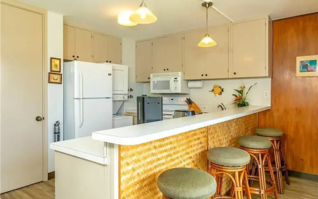 Maui Parkshore 202 - 2 Br Condo