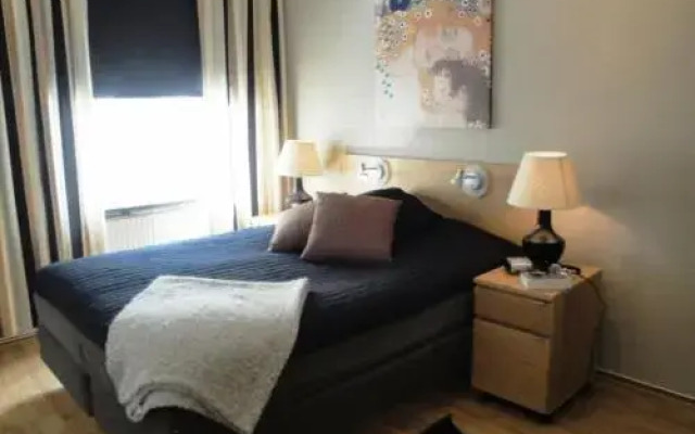 City Hotel-Apartment