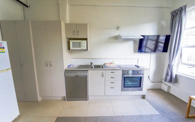 Zodiak's Apartment close to Sky Tower