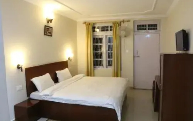 Green Hotel