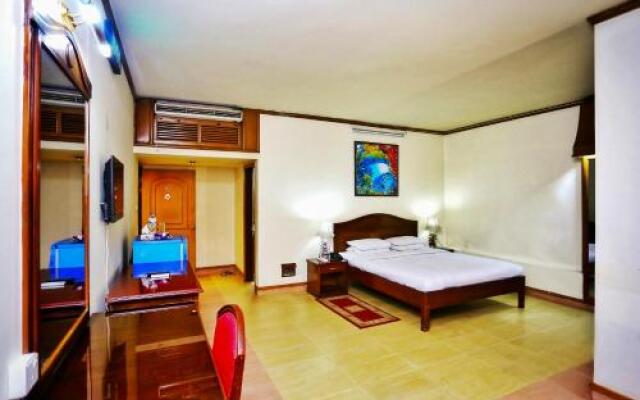 The Pavillion Grand Park Hotel