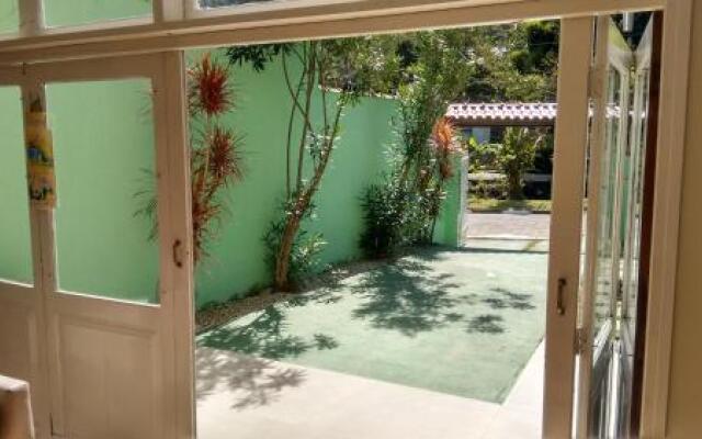 Casa Flore Guest House