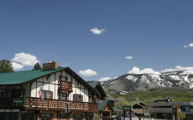 Alpiner Lodge Motel