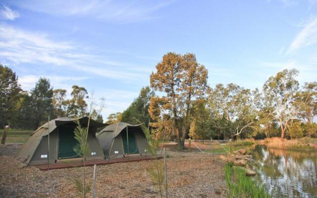 Billabong Camp, Taronga Western Plains Zoo