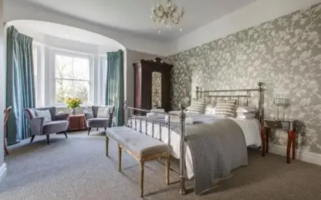Blakeney House