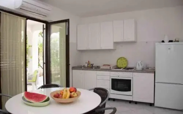 Apartments Put Garbine