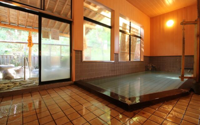 Oshuku Onsen Kawacho Natural Hot Spring