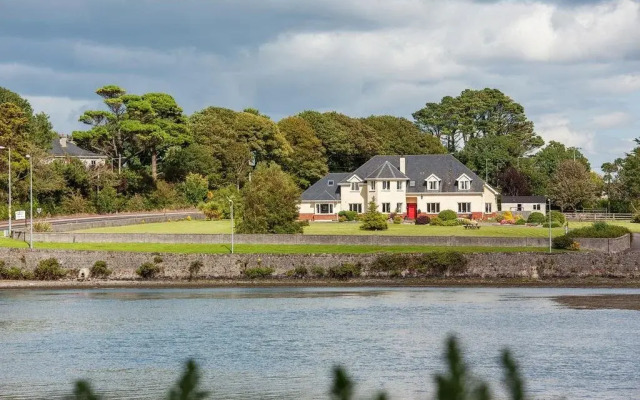 Barnawee Bridge House