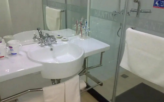 Hanting Hotel