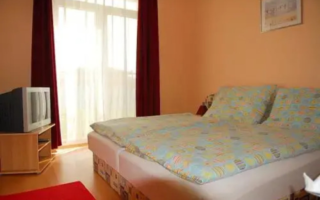 Kondics Apartmanház