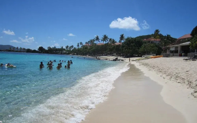Beachtacular! Sapphire Beach Apartment 1 BestStayz.1