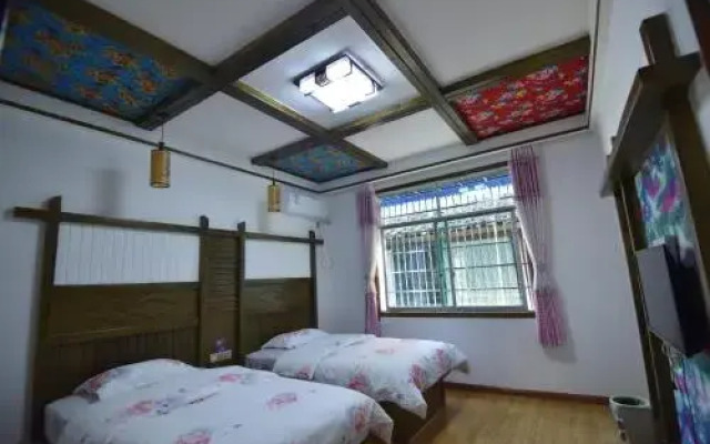 Zhangjiajie Woniuyizhan Shiqu Store