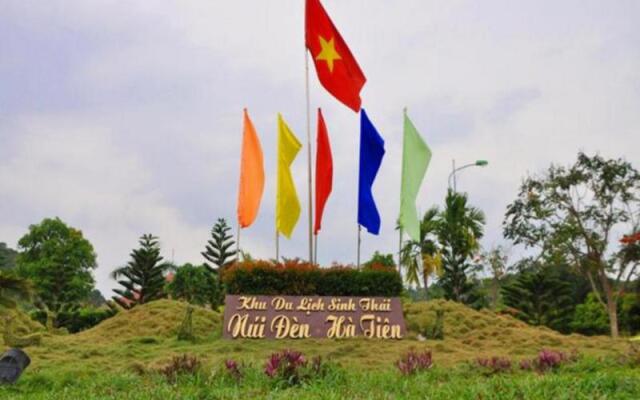 Nui Den Resort
