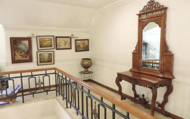 Ethnic Boutique Hotel