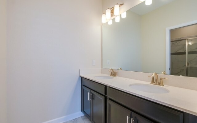 Champions Gate 1584 A