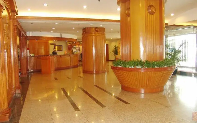 Mercure Hotel Dalian-Friendship Square